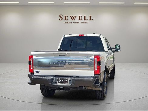 Used 2024 Ford F350 King Ranch w/ FX4 Off-Road Package AWD/4WD image 5