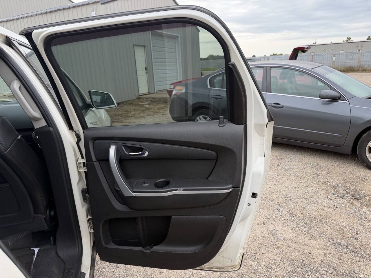 Used 2012 GMC Acadia SLT AWD/4WD image 27