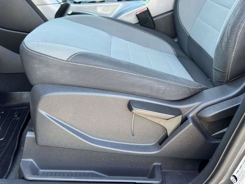 Used 2013 Ford Escape SE FWD image 18