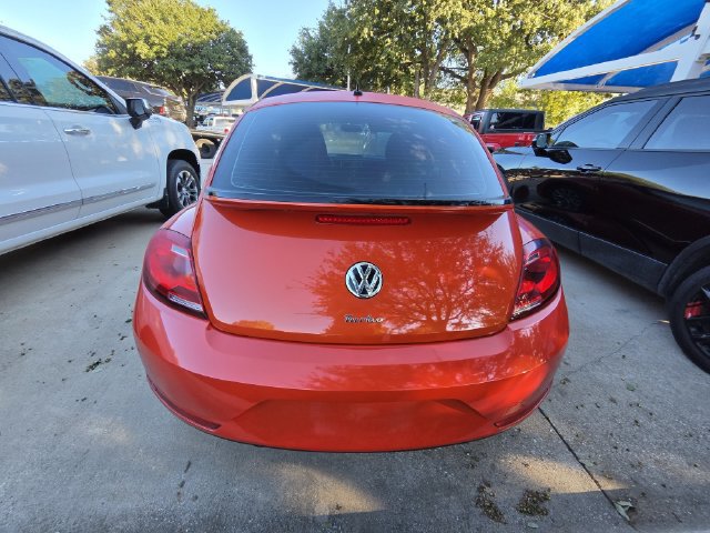 Used 2019 Volkswagen Beetle 2.0T S FWD image 5