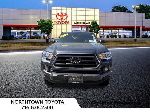 Used 2023 Toyota Tacoma SR5 AWD/4WD image 5