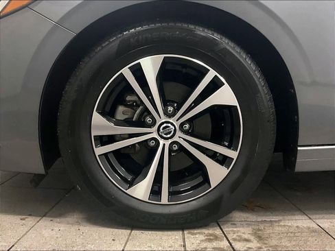 Certified 2023 Nissan Sentra SV w/ All-Weather Package image 7