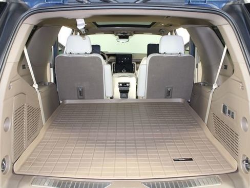 Used 2026 GMC Yukon Denali w/ Denali Reserve Package image 25