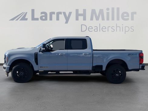 New 2026 Ford F250 Lariat w/ Black Appearance Package image 2