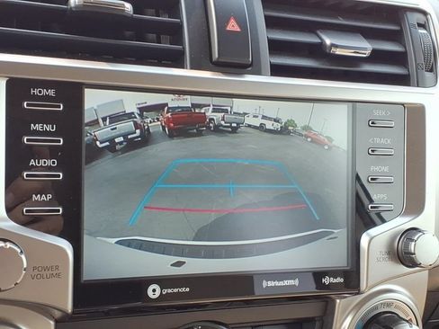 Used 2021 Toyota 4Runner SR5 Premium w/ Moonroof Package RWD image 18