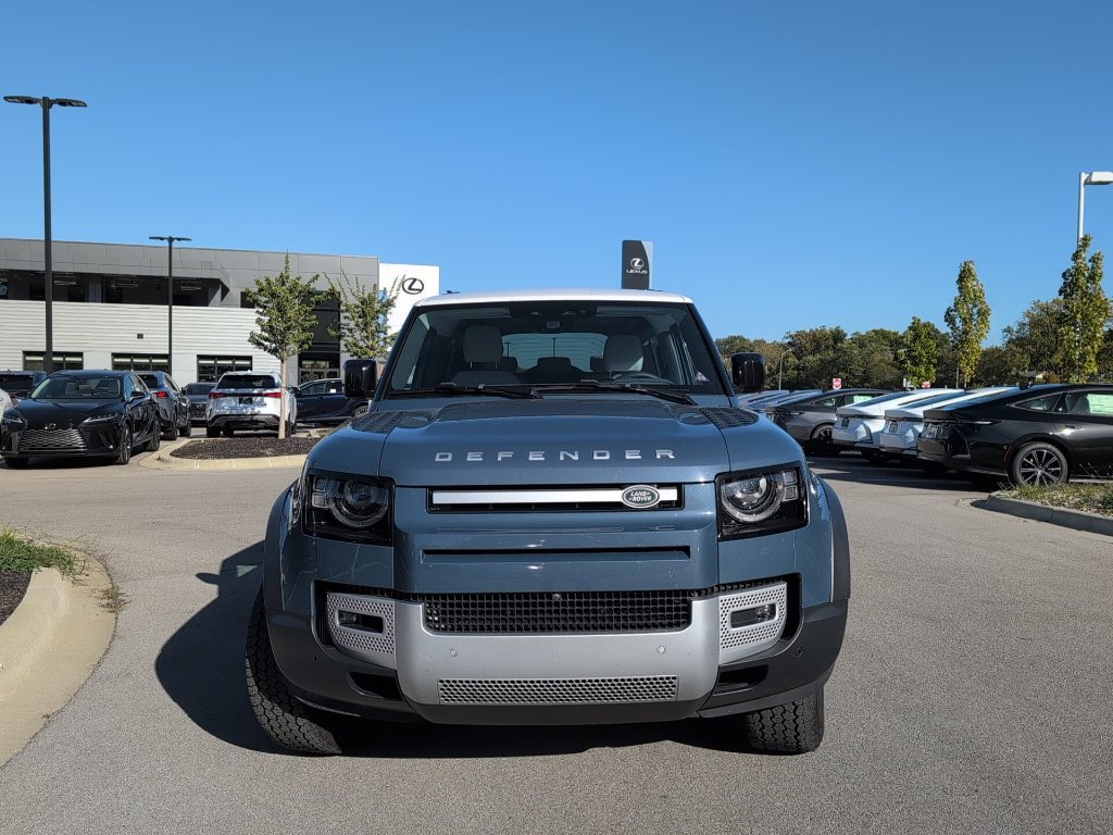 Used 2025 Land Rover Defender 90 S AWD/4WD image 11