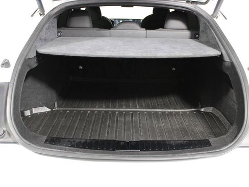 Used 2021 Tesla Model S Plaid image 18