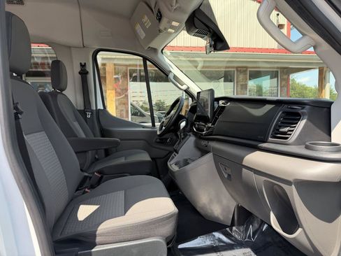 Used 2023 Ford Transit 350 XLT RWD image 28