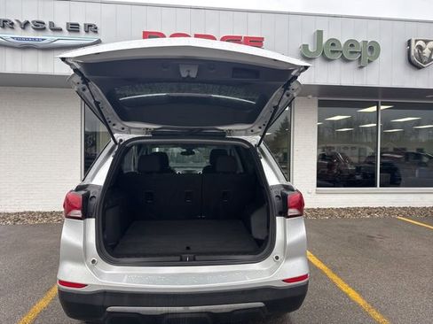 Used 2022 Chevrolet Equinox LT AWD/4WD image 6