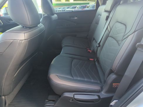 New 2025 Nissan Pathfinder Platinum w/ Cargo Package image 11