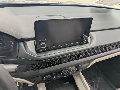 Used 2025 Honda Accord LX image 23