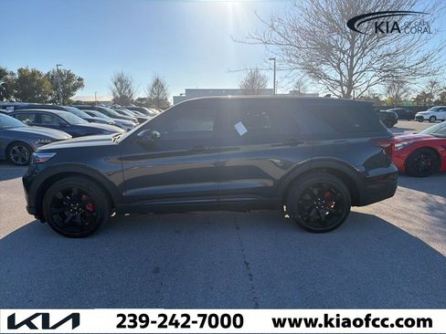 Used 2022 Ford Explorer ST w/ Equipment Group 401A image 6