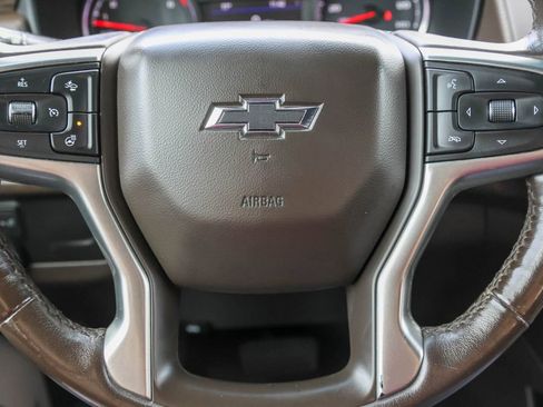 Used 2021 Chevrolet Tahoe Z71 w/ Luxury Package AWD/4WD image 33