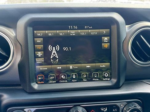 Used 2023 Jeep Wrangler Unlimited Rubicon 4xe w/ Steel Bumper Group image 16