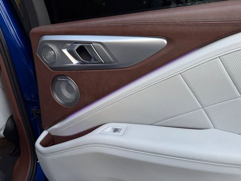 Used 2024 BMW XM image 41