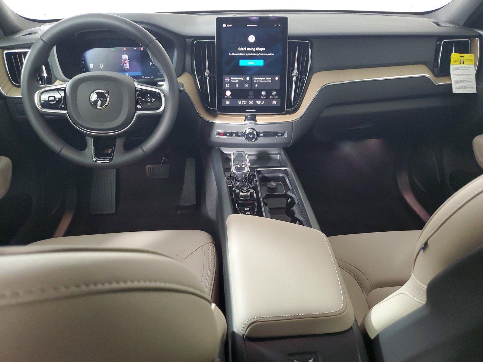 New 2027 Volvo XC60 B5 Core AWD/4WD image 15
