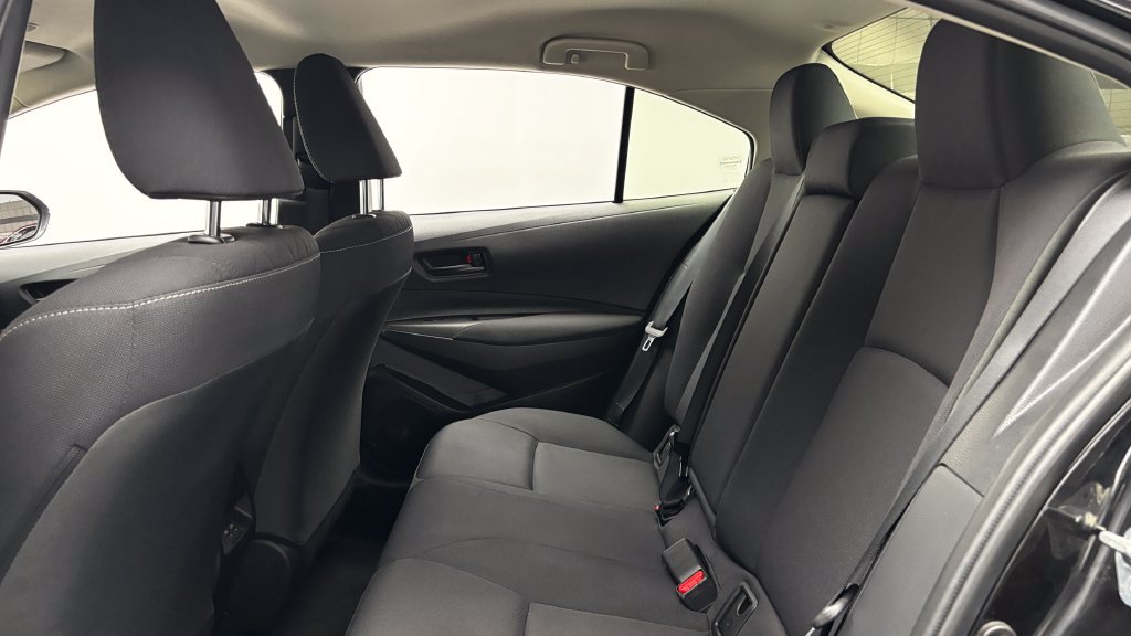 Used 2024 Toyota Corolla LE w/ LE Convenience Package FWD image 30