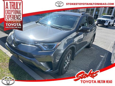 Used 2018 Toyota RAV4 LE w/ All Weather Liner Package image 1
