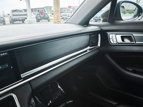 Used 2020 Porsche Panamera 4 AWD/4WD image 37