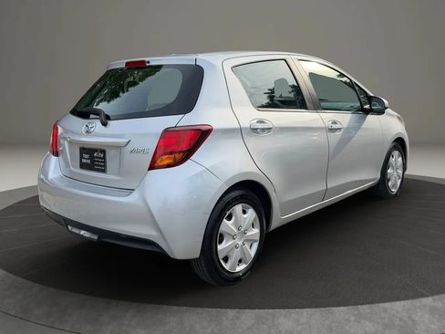 Used 2016 Toyota Yaris L FWD image 4