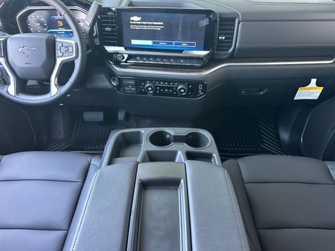 New 2026 Chevrolet Silverado 2500 LT w/ Trail Boss Package AWD/4WD image 13