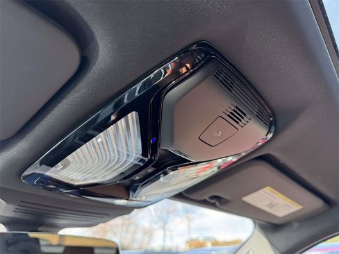 Used 2025 BMW X6 M60i image 31