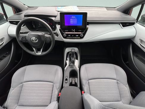 Used 2026 Toyota Corolla SE FWD image 10