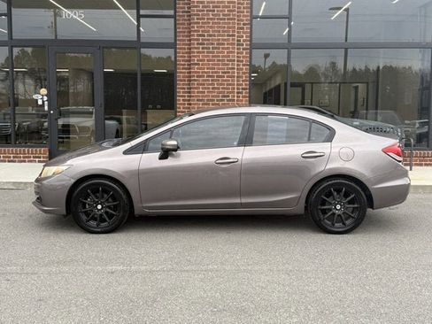Used 2015 Honda Civic LX image 3