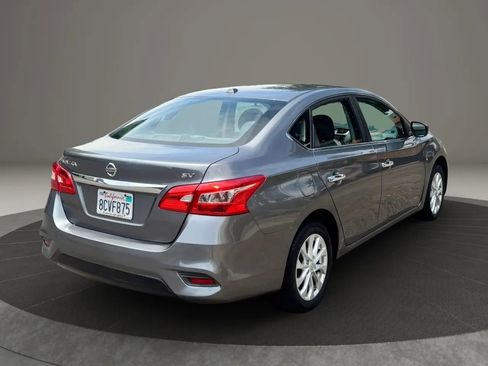Used 2017 Nissan Sentra SV w/ Style Package FWD image 5
