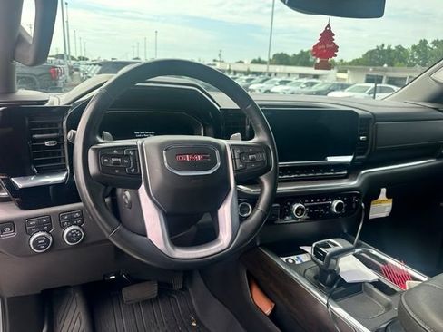 Certified 2024 GMC Sierra 1500 SLT w/ SLT Premium Plus Package AWD/4WD image 21