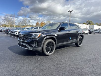 New 2026 Volkswagen Atlas Cross Sport SE