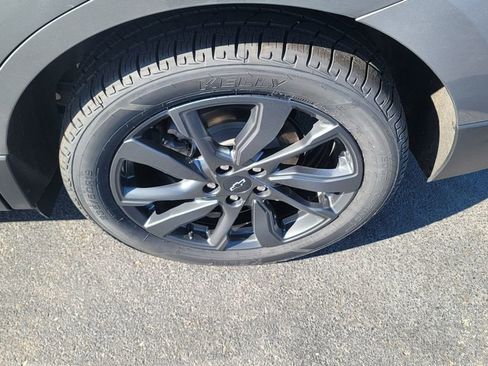 Used 2023 Chevrolet Equinox RS FWD image 8