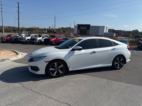 Used 2016 Honda Civic Touring image 5