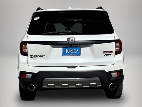 Used 2023 Honda Passport TrailSport image 5