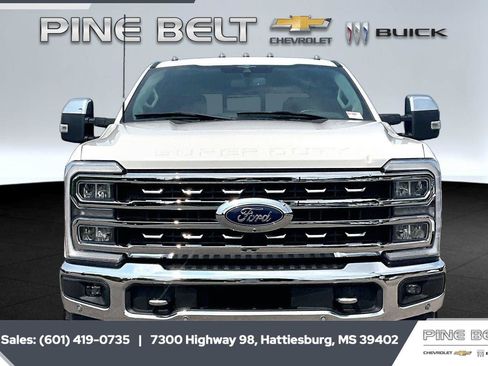 Used 2023 Ford F250 Lariat w/ Lariat Ultimate Package AWD/4WD image 3