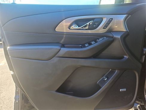 Certified 2023 Chevrolet Traverse Premier image 23