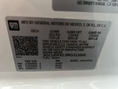 Certified 2024 Chevrolet Silverado 1500 LT Trail Boss w/ Convenience Package II image 35