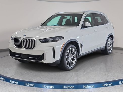 Used 2024 BMW X5 xDrive40i AWD/4WD image 1