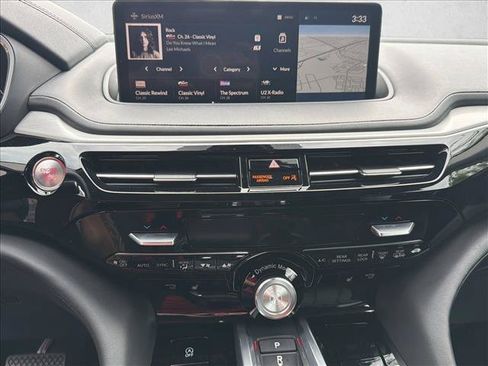 Used 2023 Acura MDX w/ Technology Package AWD/4WD image 18