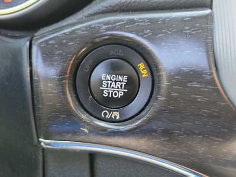 Used 2018 Jeep Grand Cherokee Limited RWD image 28