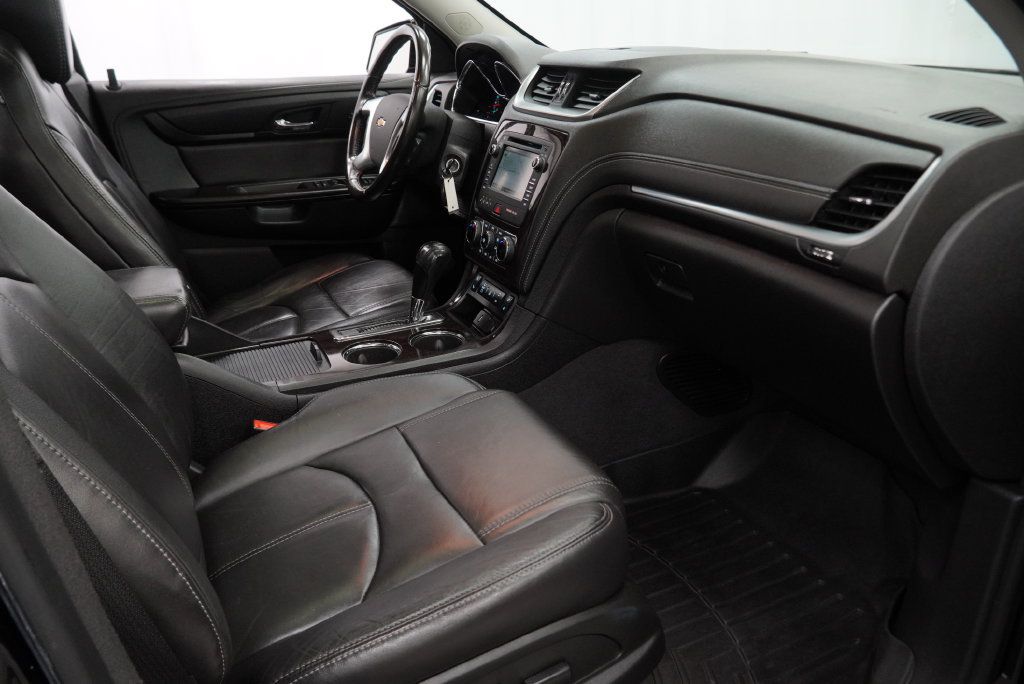 Used 2016 Chevrolet Traverse LT AWD/4WD image 42