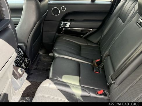 Used 2015 Land Rover Range Rover Supercharged AWD/4WD image 13