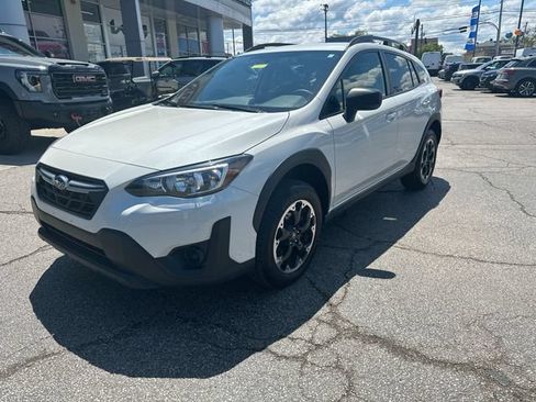 Used 2023 Subaru Crosstrek 2.0i AWD/4WD image 11