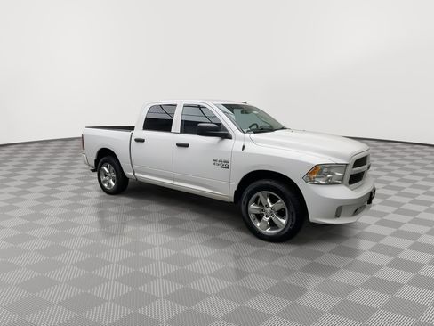 Used 2019 RAM 1500 Express w/ Express Value Package image 32