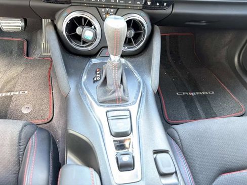 Used 2019 Chevrolet Camaro ZL1 RWD image 25