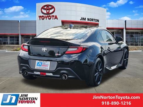 Used 2025 Toyota GR86 Premium w/ ALL Weather Mat Package (TMS) RWD image 5