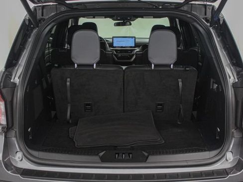 Used 2026 Ford Explorer ST-Line AWD/4WD image 10