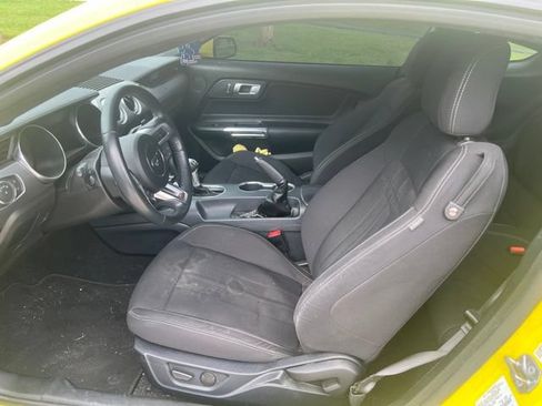 Used 2021 Ford Mustang GT w/ Equipment Group 301A RWD image 5