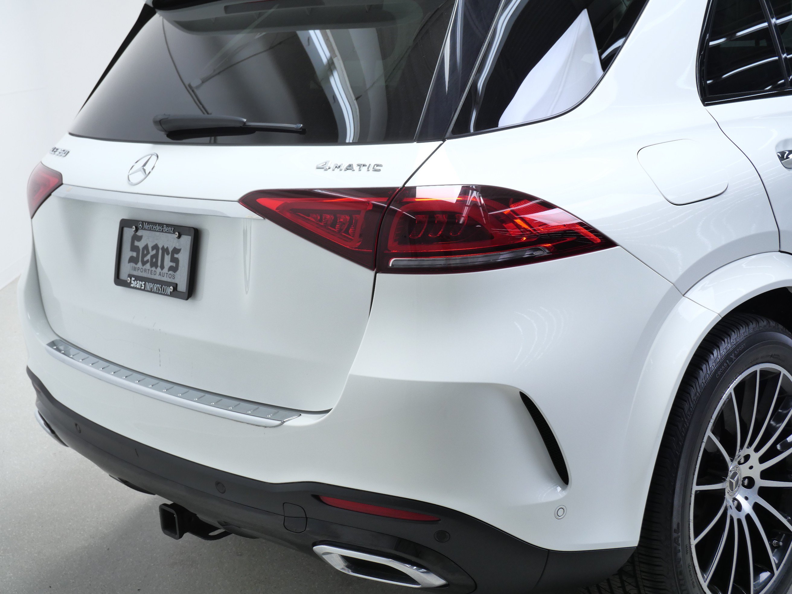 Certified 2023 Mercedes-Benz GLE 350 4MATIC w/ AMG Line Exterior image 5