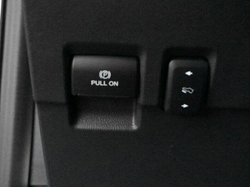 Used 2023 Ford F350 Lariat w/ Lariat Ultimate Package AWD/4WD image 23
